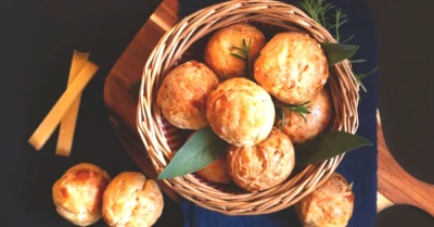 Fransa'nın Sokak Lezzetleri: Kruvasandan Çok Daha Fazlası! Gastronomik Keşiflere Hazır Mükemmel Bir Harita!